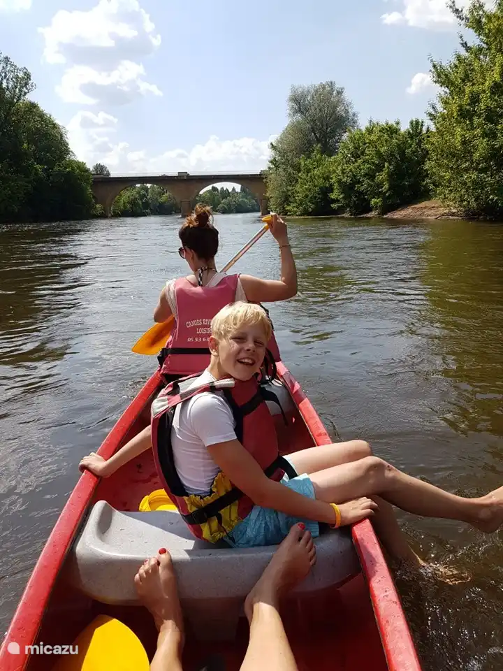 Canoë sur la dordogne