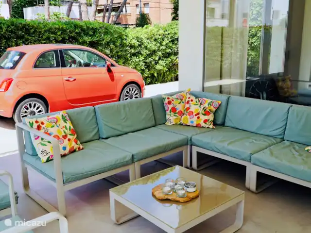 Villa by the sea, near Barcelona in Spain, Barcelona, Castelldefels - villa Next to the house, there is parking space for two cars.