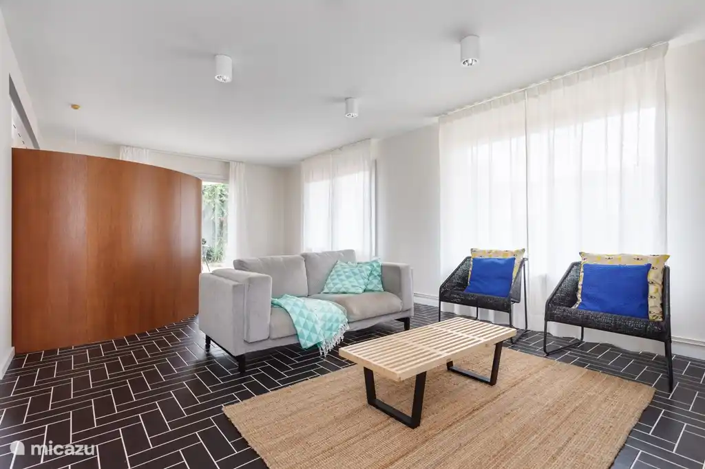 Séjour avec accès terrasse