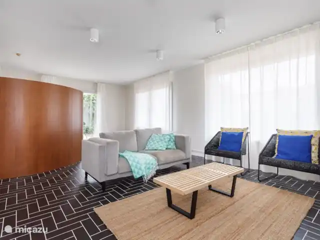 Villa by the sea, near Barcelona in Spain, Barcelona, Castelldefels - villa Living room with access to terrace
