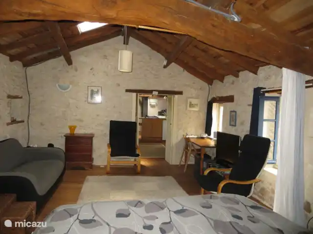 Location de Vacances France, Tarn-et-Garonne, Valeilles, maison de vacances - Tournesol coin nuit-salon