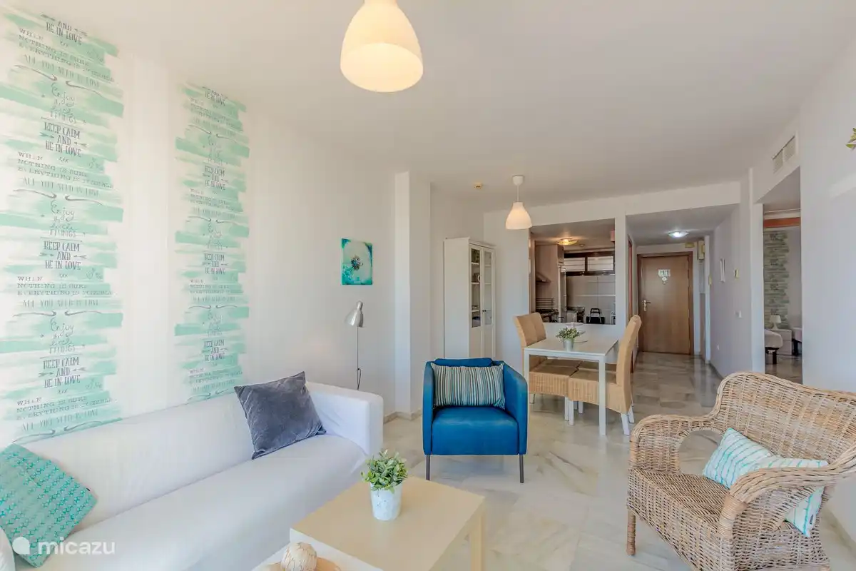 Wohnzimmerwohnung mit Küche