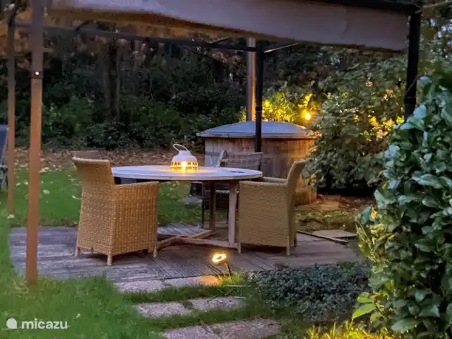 Location de Vacances Pays-Bas, Overijssel, Holten, maison de vacances - Boschhuys Holterberg la Loge terrasse avec bain à remous