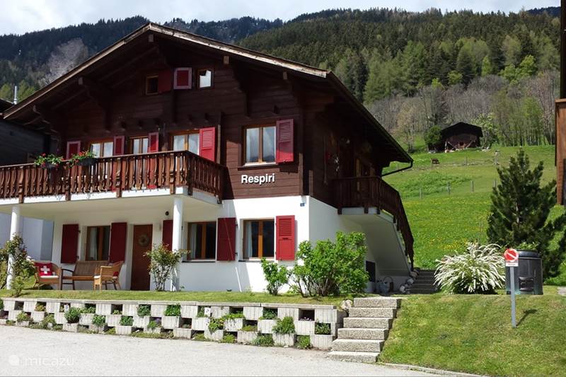 Vakantiehuis Zwitserland, Wallis, Fiesch Appartement Chalet Respiri bovenwoning