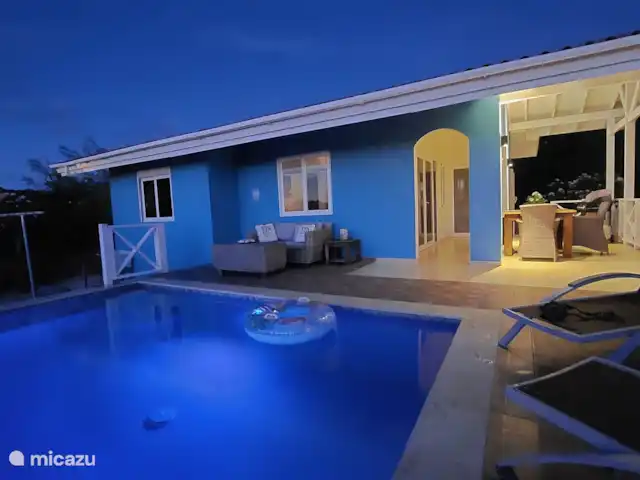 villa en Curazao, Bandabou (oeste), Fontein – Villa Coco, con piscina Aussenbereich in der Nacht