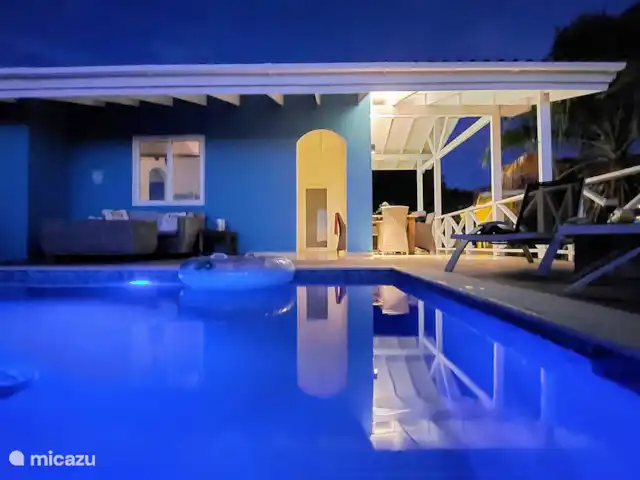 villa en Curazao, Bandabou (oeste), Fontein – Villa Coco, con piscina Aussenbereich in der Nacht