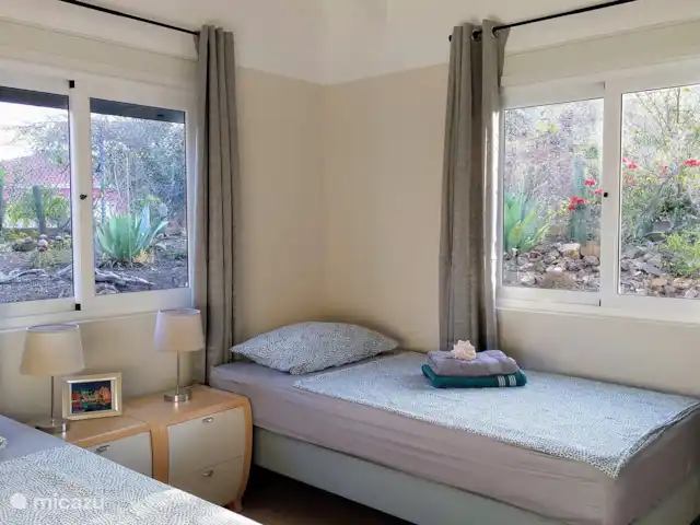 villa en Curazao, Bandabou (oeste), Fontein – Villa Coco, con piscina Schlafzimmer 2 mit Einzelbetten