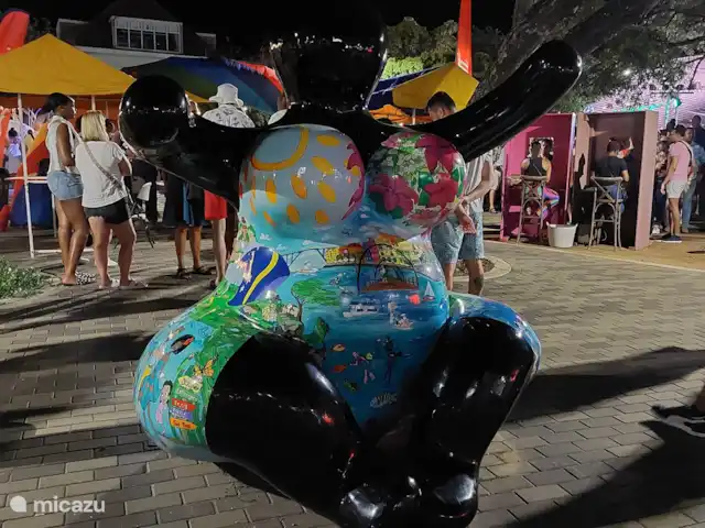 villa en Curazao, Bandabou (oeste), Fontein – Villa Coco, con piscina Die Chichi ist ein typisches und sehr traditionelles Souvenir aus Curacao.