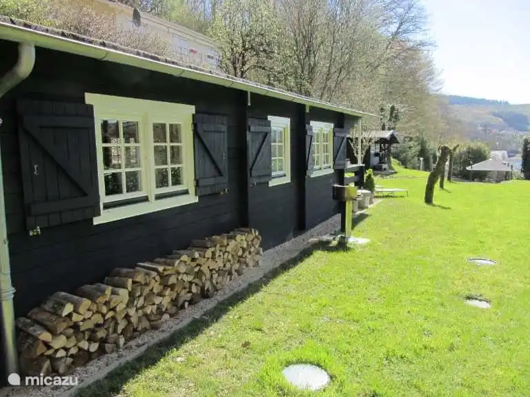 Les Moulins au bord du lac in Frankreich, Nièvre, Corancy - Chalet