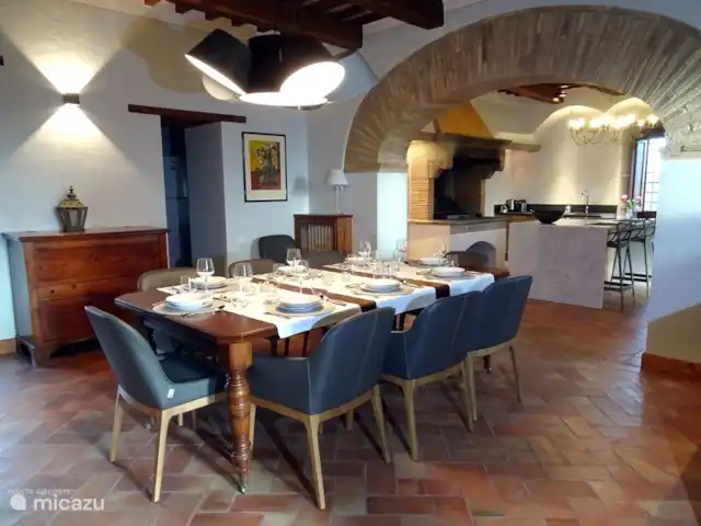 Location de Vacances Italie, Ombrie, Orvieto, villa - Tenuta del Conte La salle à manger pour au moins 10 personnes