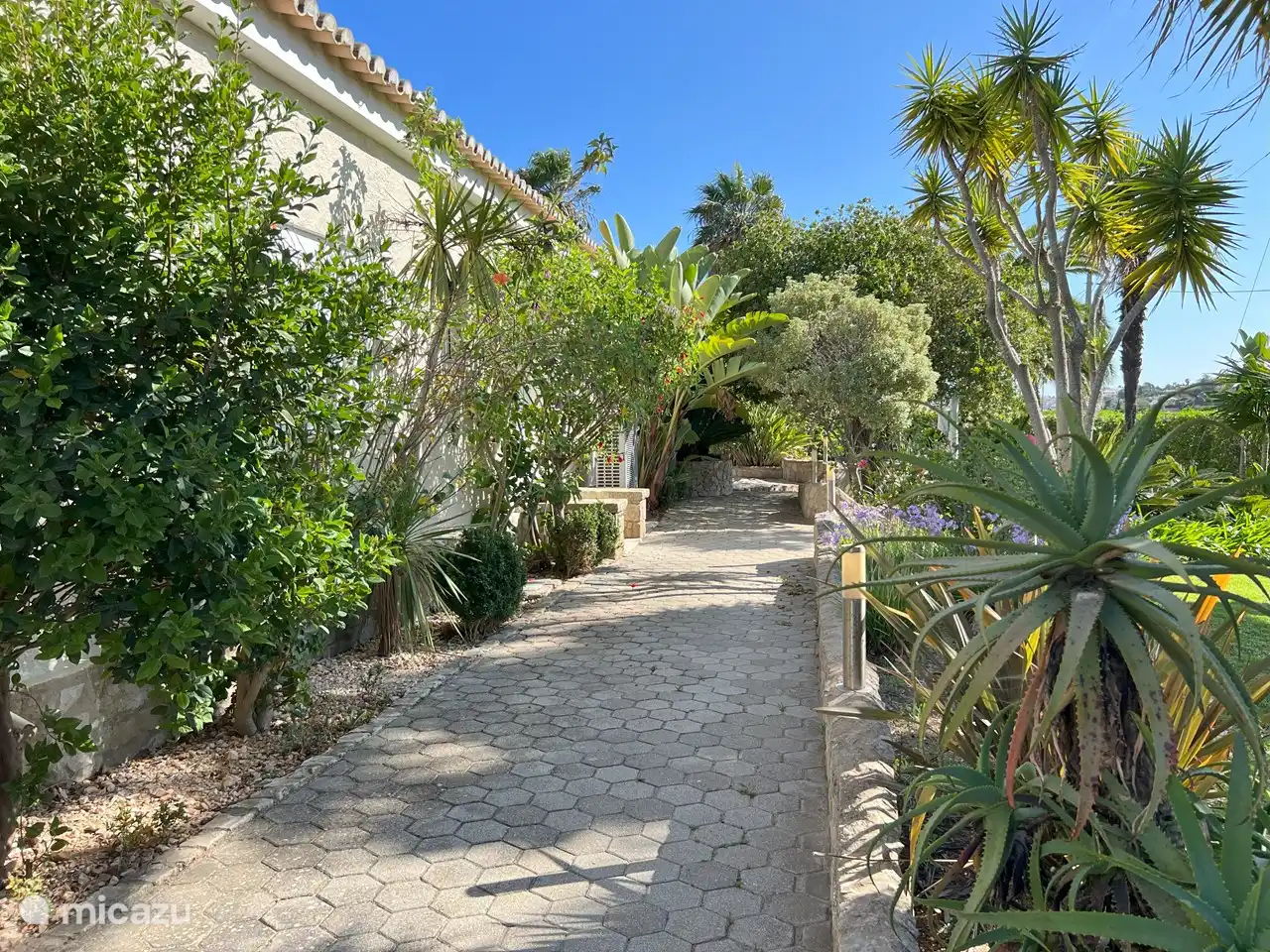 Garten Vorhaus | Vivenda da Luz