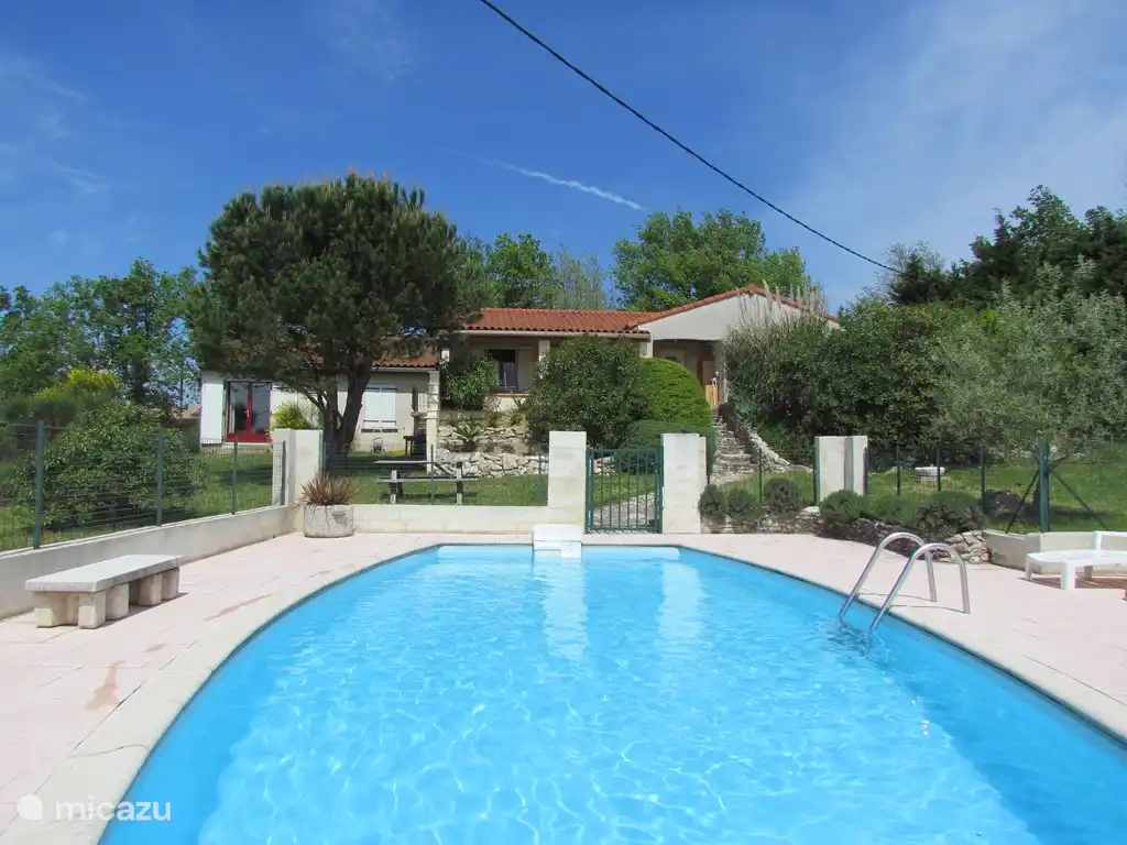 Location de Vacances France, Aude, La Pomarède, villa - Villa Montagne