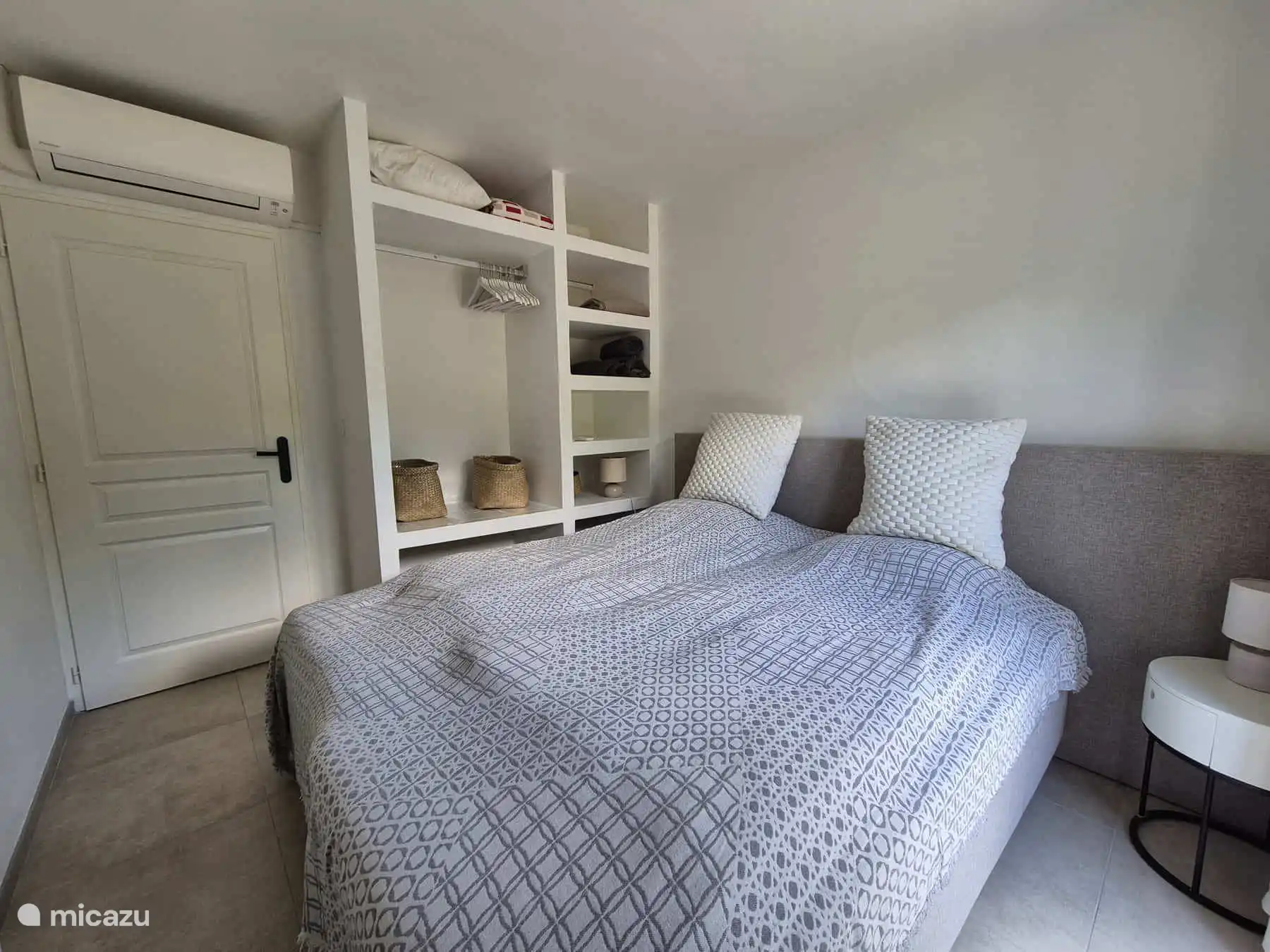 Villa Valbonne slaapkamers (3 met airconditioning)