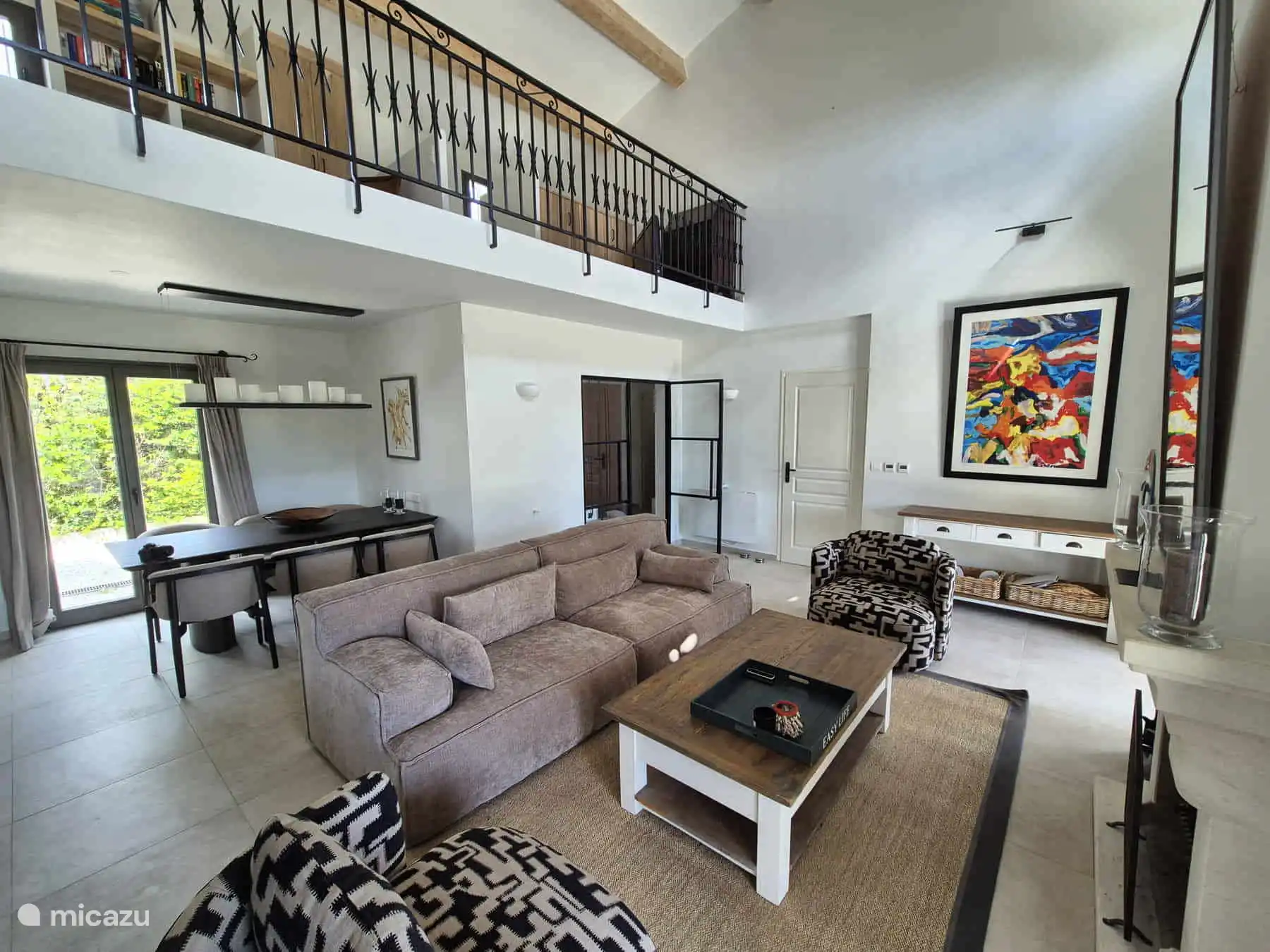 Villa Valbonne woonkamer