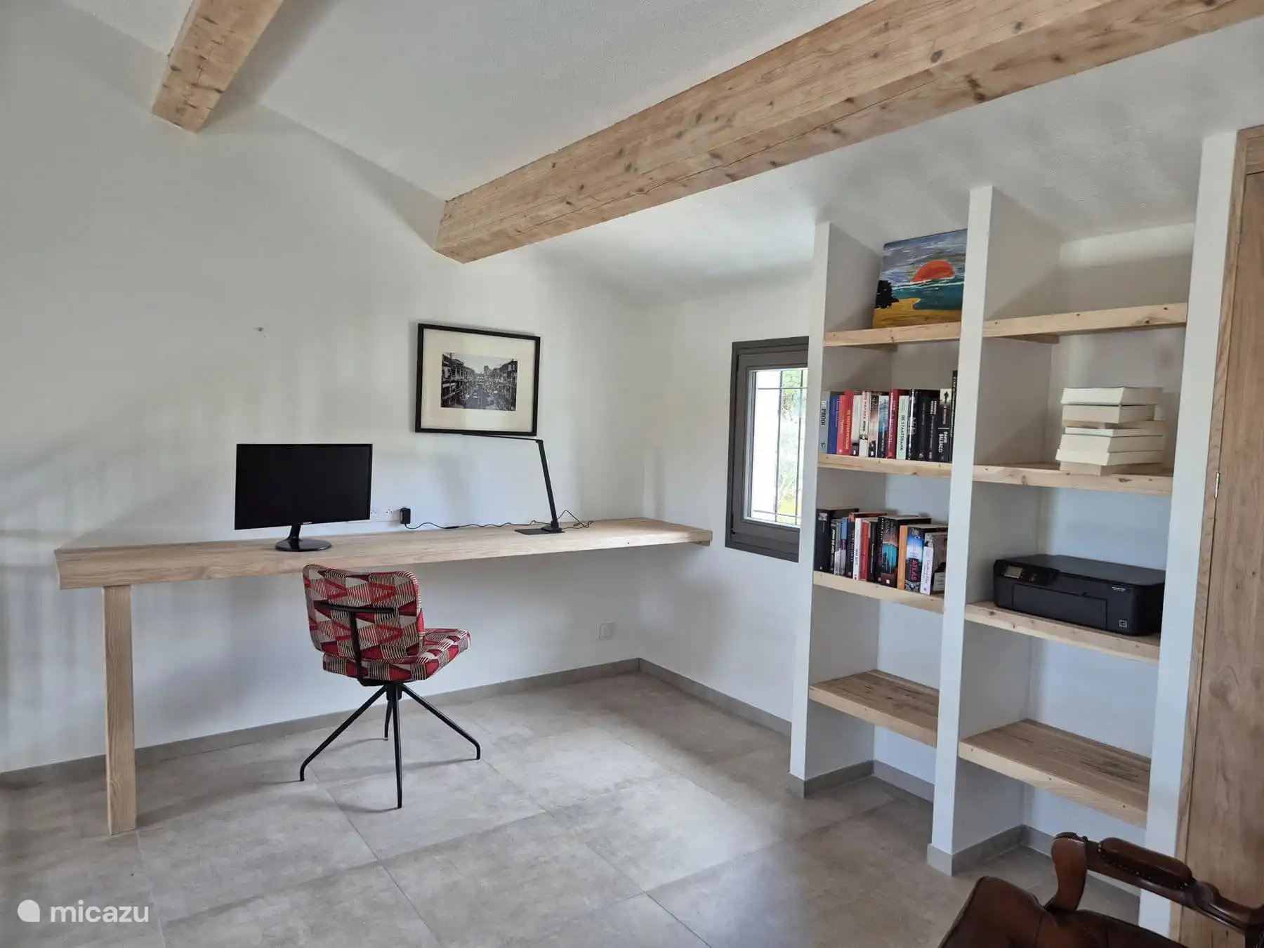 Villa Valbonne vide met bureau en bibliotheek