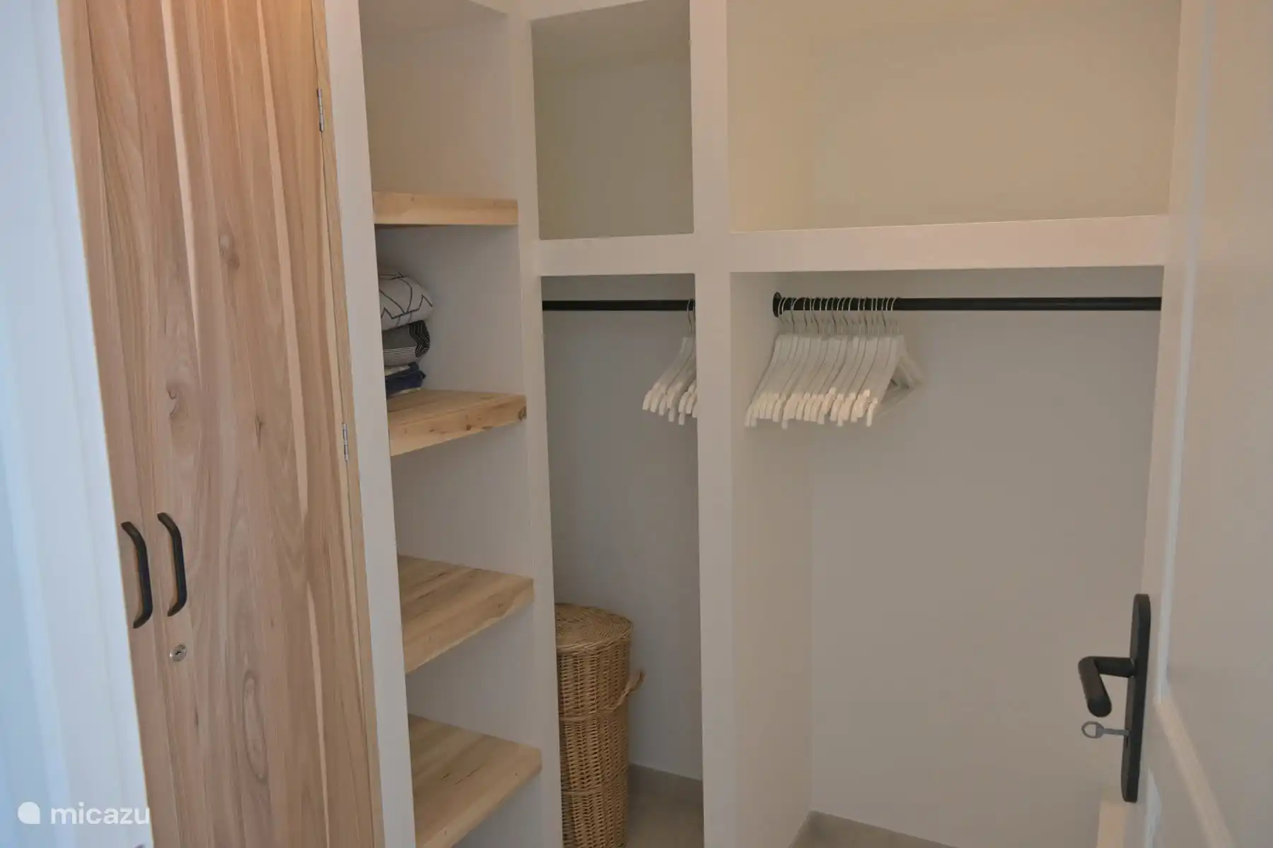 Villa Valbonne slaapkamers (3 met airconditioning)