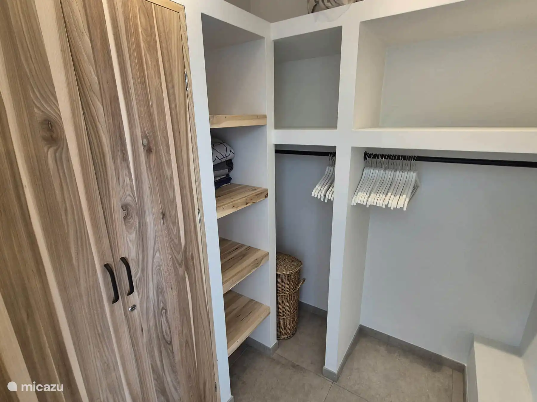 Villa Valbonne slaapkamers (3 met airconditioning)