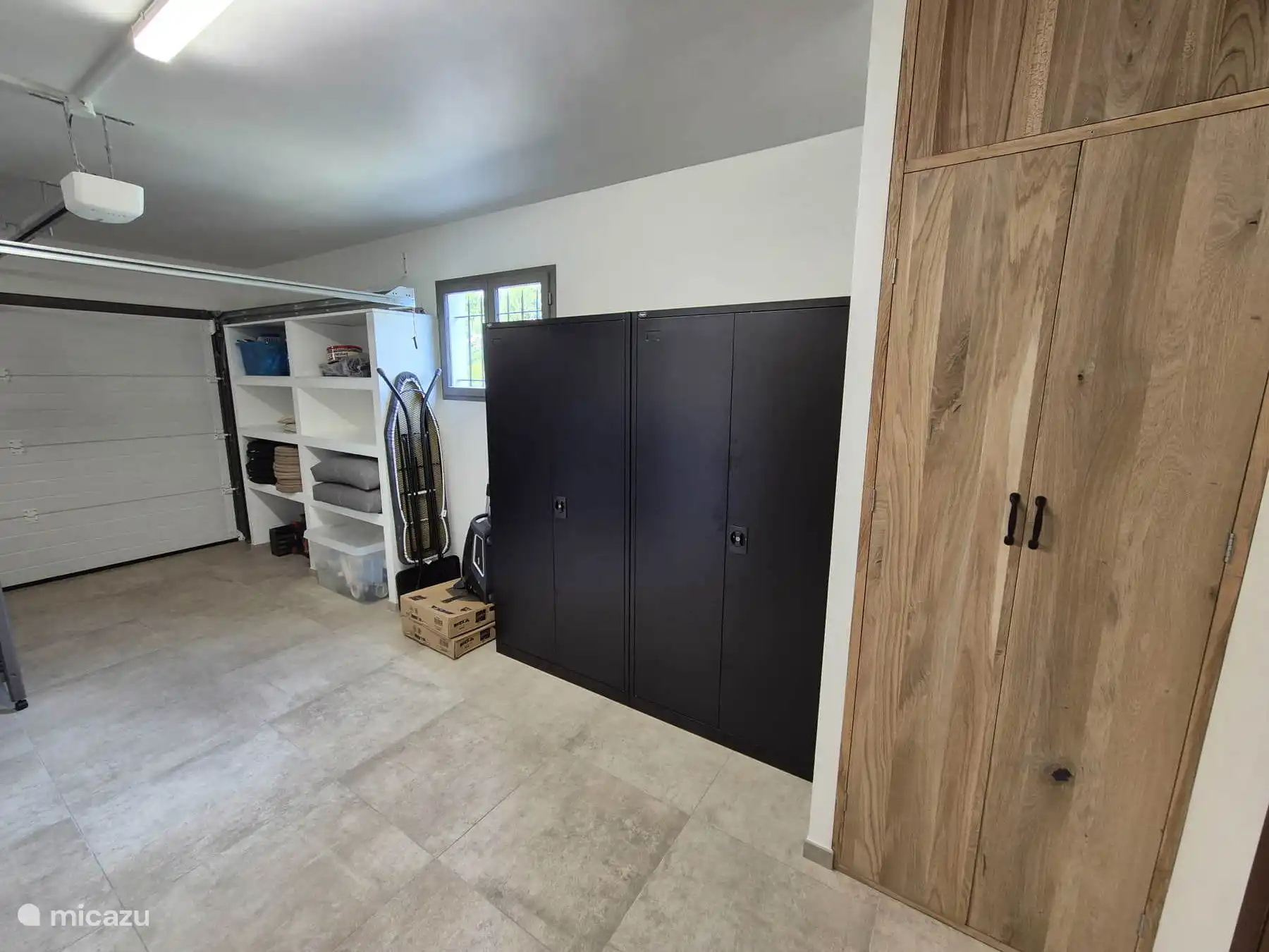 Villa Valbonne garage