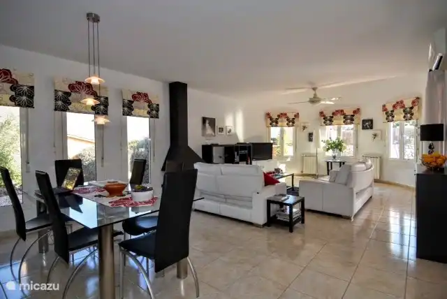 Tastefully decorated room