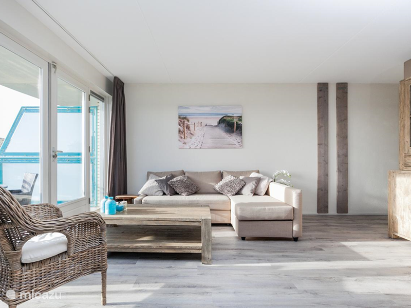Vakantiehuis Nederland, Noord-Holland, Julianadorp aan Zee Appartement 'Casa Brownie' Strandslag appt.