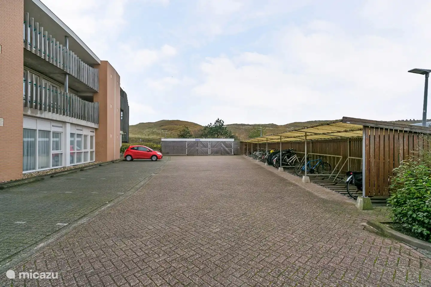 Parking sur place et local à vélos couvert