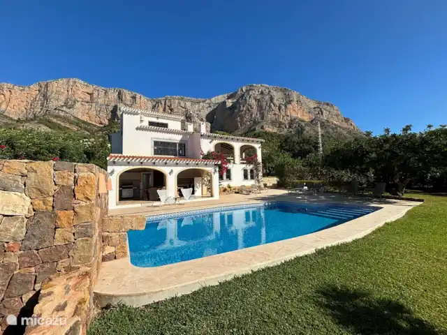 Casa Montgo huren in Spanje, Costa Blanca, Jávea - villa De hele dag de zon door de ideale ligging op het zuiden.