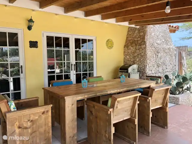 Casa Alto Vista | Aruba, Nord, Alto Vista - maison de vacances La terrasse avec grande table à manger et barbecue à gaz