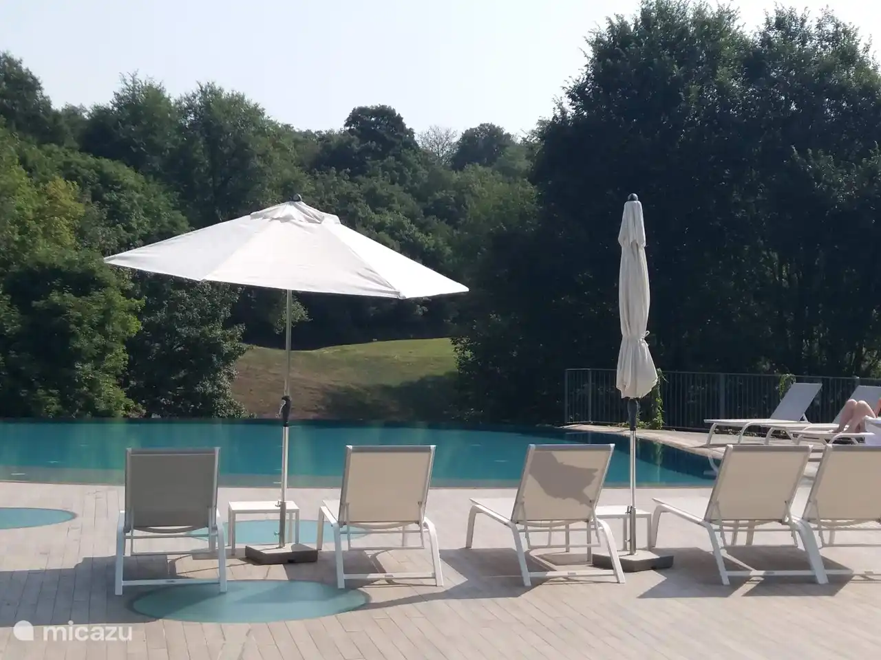 Schwimmbad am Golfplatz