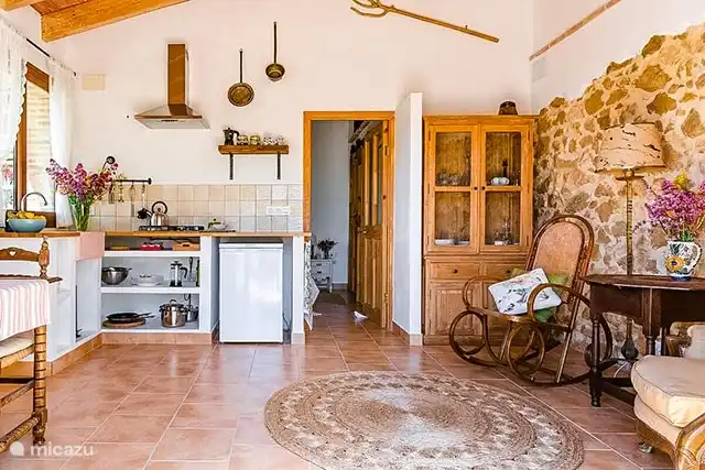 Wohnzimmer mit Küche