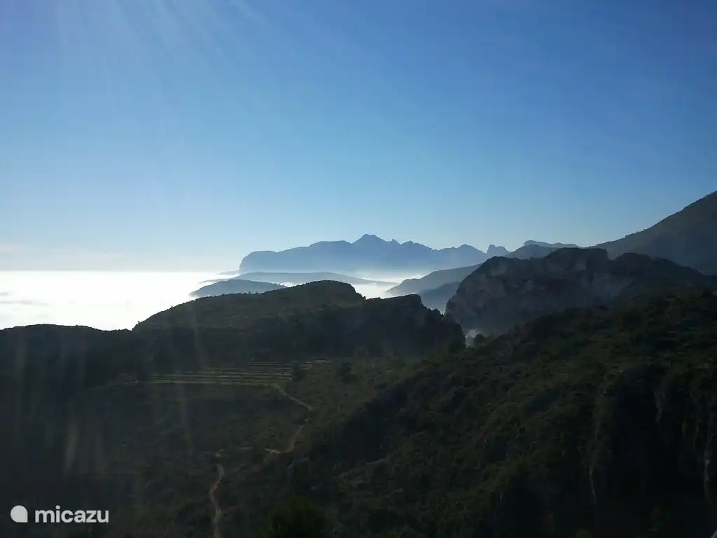Die Gegend ist wunderschön mit Ausblicken und schönen Wanderwegen