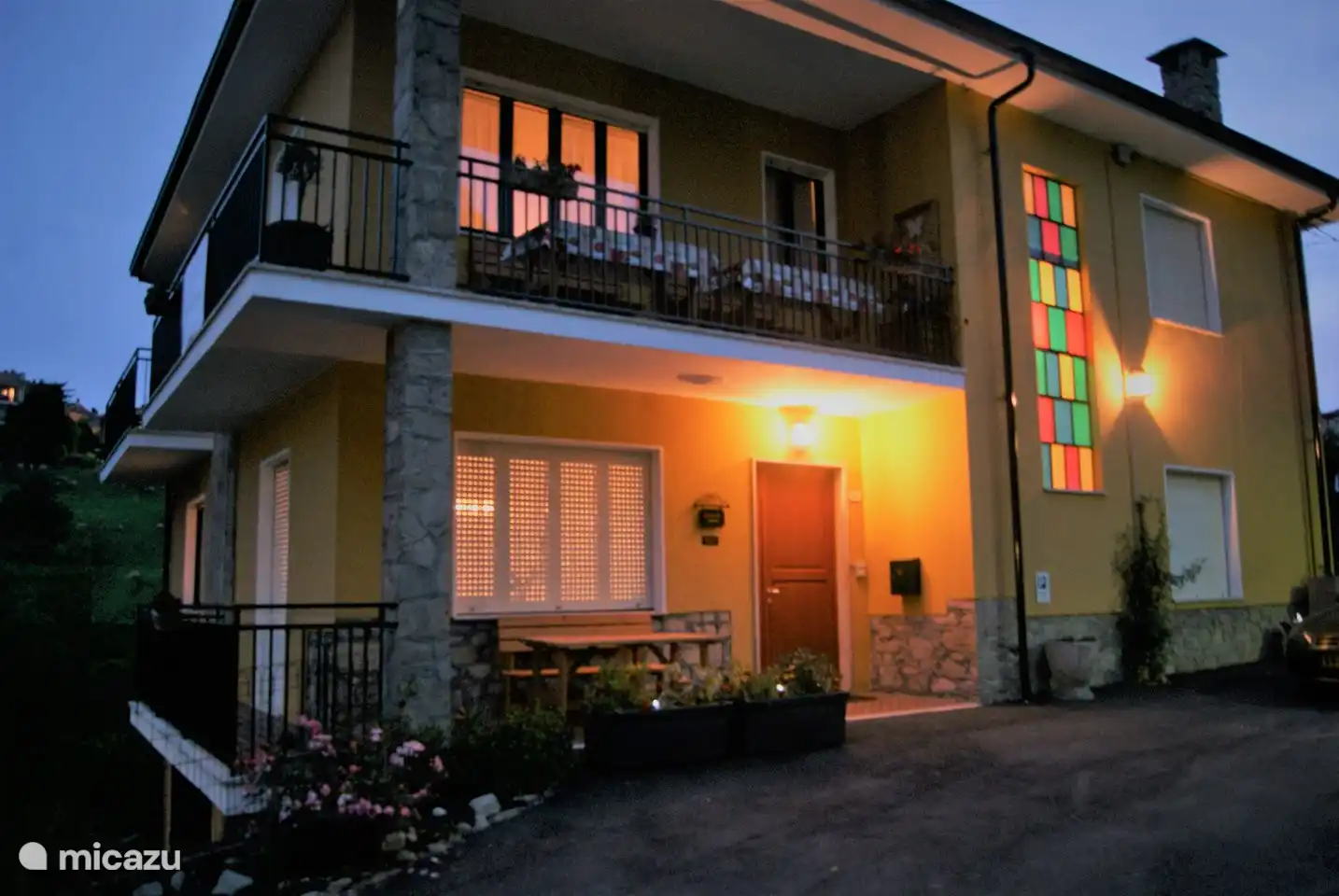 Casa del Tulipano bei Nacht