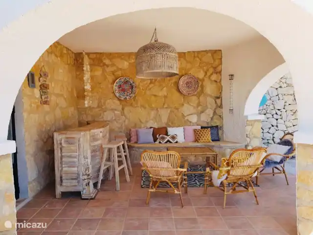 Casa Las Palmeras avec vue sur la mer | Espagne, Costa Blanca, Moraira - villa Bar avec coin salon au bord de la piscine