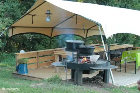 Vakantiehuis Kroatië, Karlovac, Johi glamping / safaritent / yurt Glamping Johi 4 Lekker koken