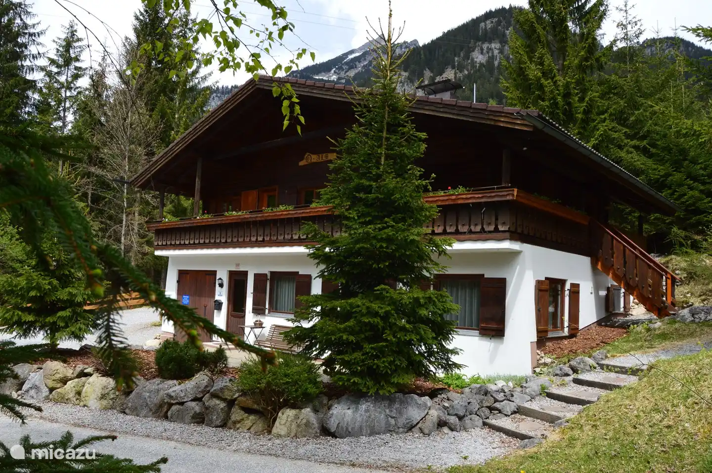 Q-alm upstairs in Austria, Tyrol, Maurach - Chalet
