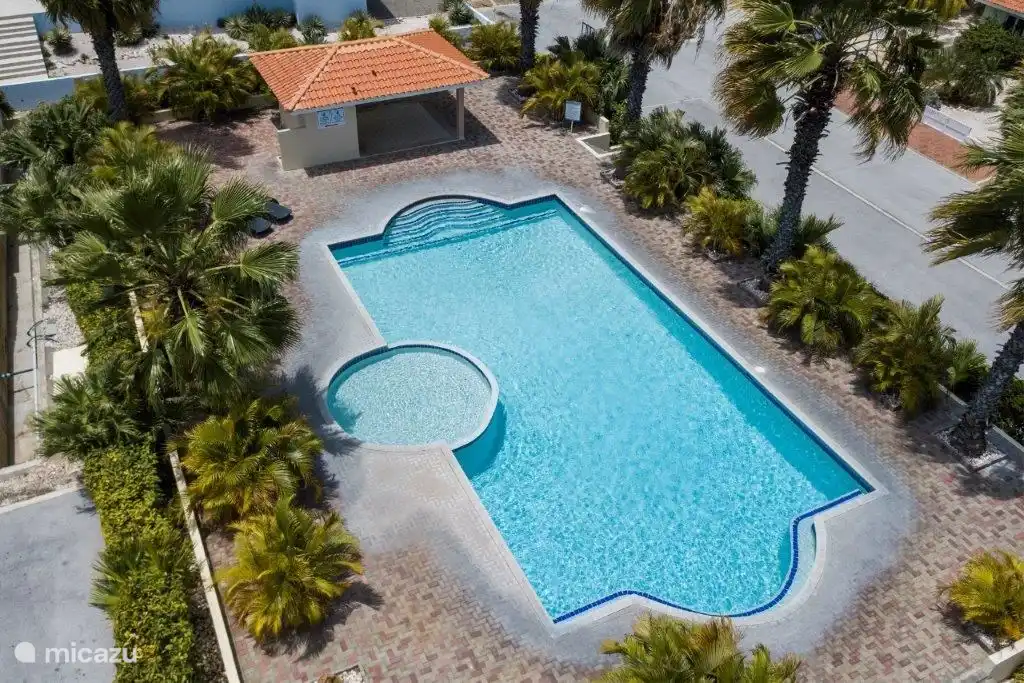 Public swimming pool