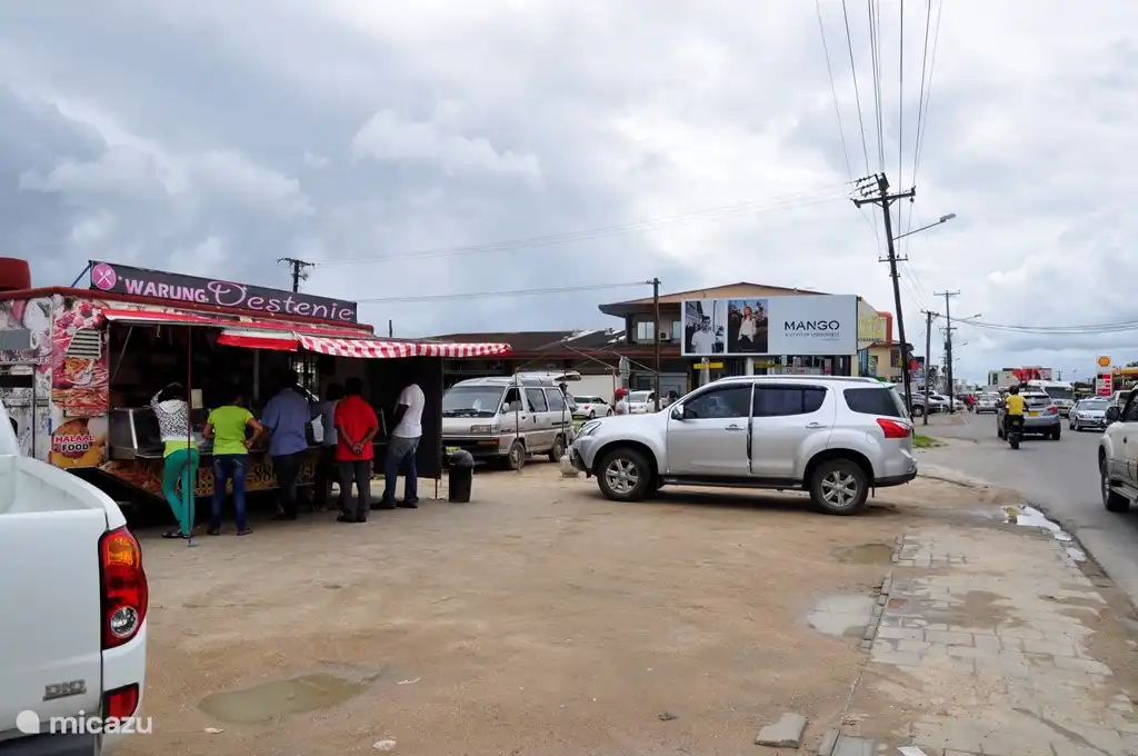 Warung in Wilhelminastraat