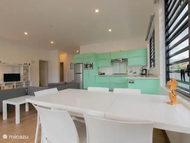 Location de Vacances Suriname, Paramaribo, Paramaribo, appartement - Icare IV La table du dîner