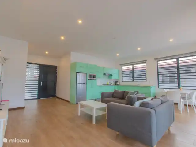 Location de Vacances Suriname, Paramaribo, Paramaribo, appartement - Icare IV Ici le séjour avec cuisine ouverte