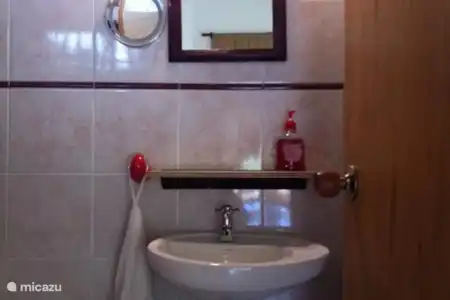 Vacation rental Colombia, Tolima, Ibagué - finca El Holandés washbasin bedroom