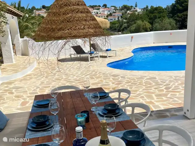 Casa Soñar La Fustera Benissa en España, Costa Blanca, Benissa - villa Vista desde la cocina al aire libre