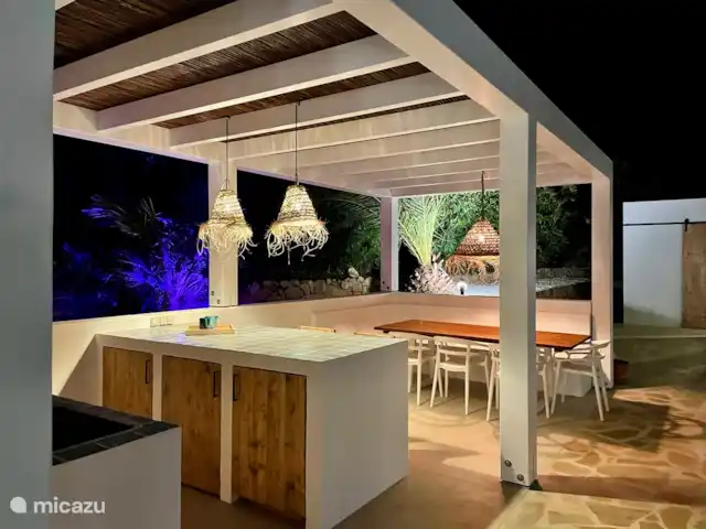 Casa Soñar La Fustera Benissa en España, Costa Blanca, Benissa - villa Acogedora iluminación en cocina exterior, jardín y terraza