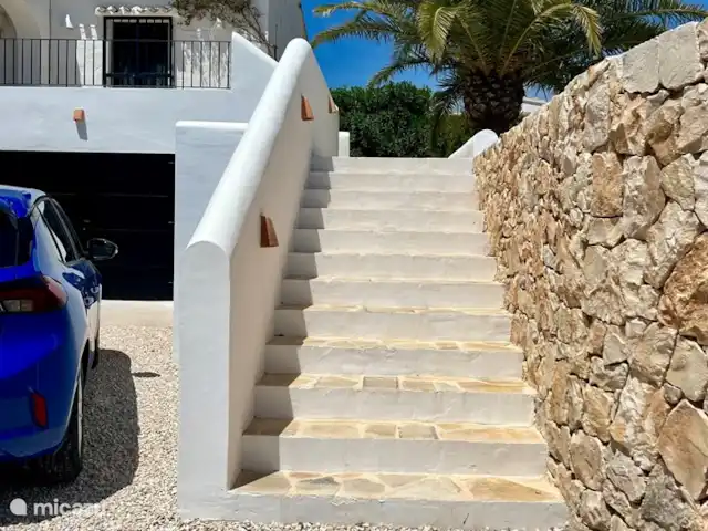Casa Soñar La Fustera Benissa en España, Costa Blanca, Benissa - villa Nueva entrada y escaleras (2022)