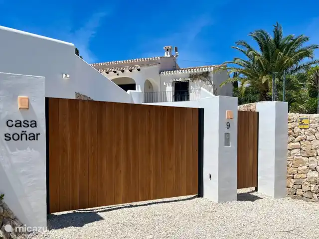 Casa Soñar La Fustera Benissa en España, Costa Blanca, Benissa - villa Nuevo portón con puerta peatonal, ¡bienvenidos!