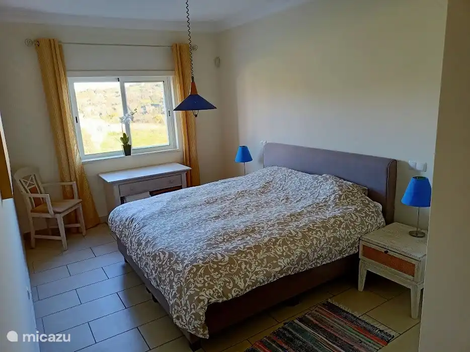 chambre en suite avec lits boxspring de qualité