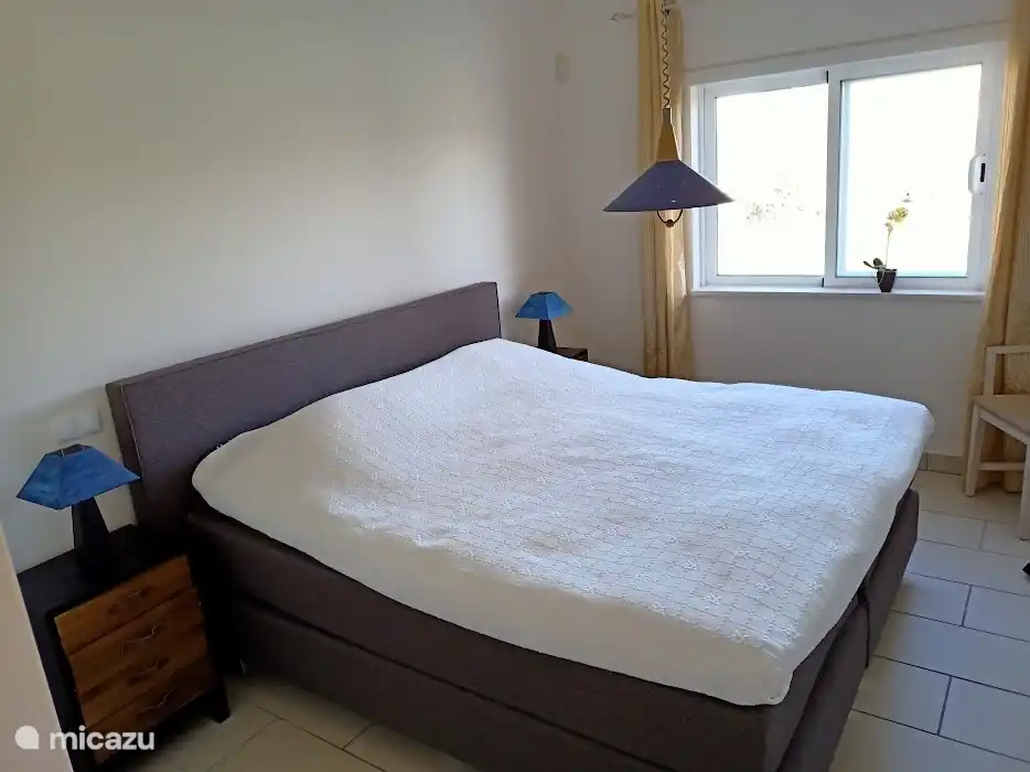 2ème chambre avec lits boxspring de qualité