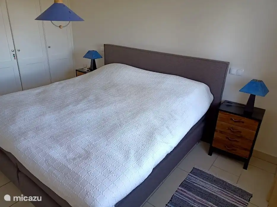 2ème chambre avec lits boxspring de qualité