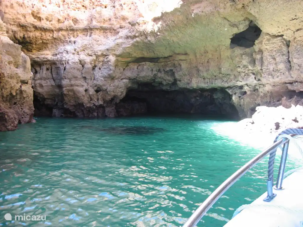 Merveilleuses visites des grottes de Praia da Marinha