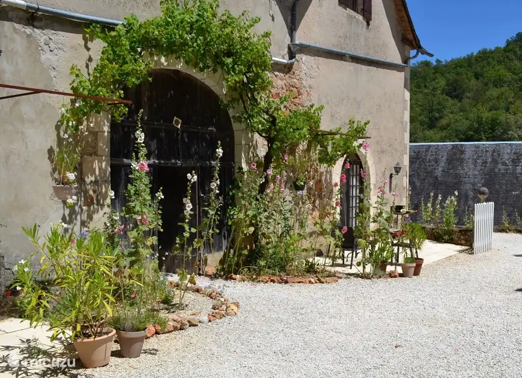 Storehouse Le Manoir