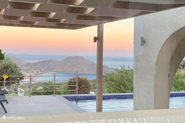 Vakantiehuis Griekenland – villa LUXE Privé Villa Amphora, pr zwembad