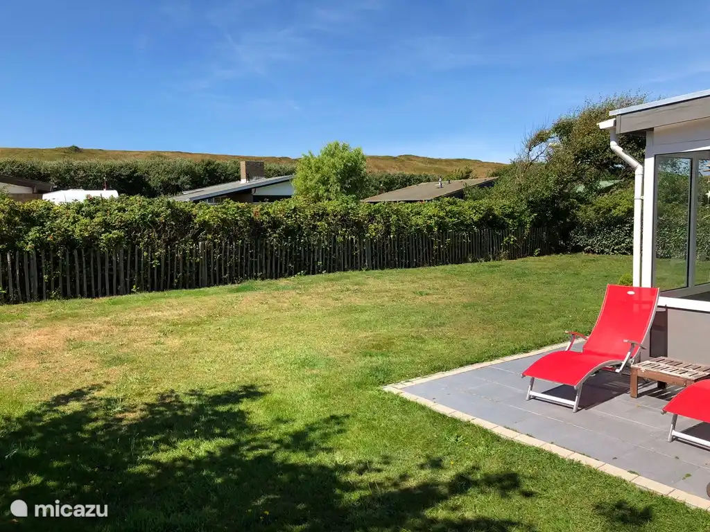 Vue dégagée sur les dunes, jardin clos situé S/O